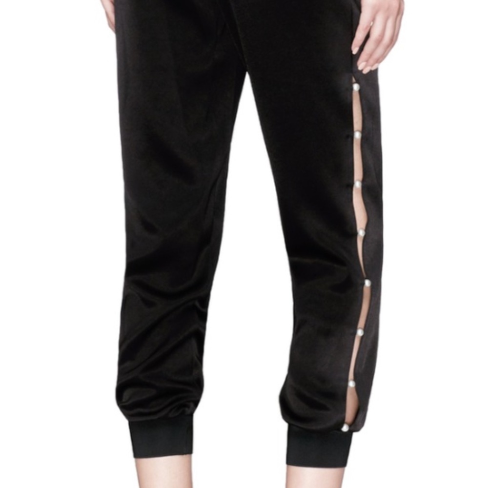 ALICE + OLIVIA "PETE" FAUX PEARL SATIN JOGGERS